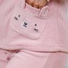 02 pijama longo plush feminino longo detalhe em bolso rosa claro sofisticado
