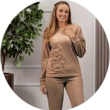 04 pijama longo plush feminino bordado urso marrom