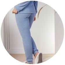 descritivo pijama plush boucle feminino azul inverno bordado boneco de neve 1