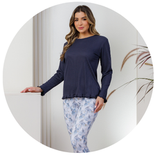 descritivo pijama longo feminino manga longa azul canelado detalhe babado com calca 2