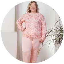 descritivo pijama longo plus size feminino microfibra sofisticado detalhe renda 1