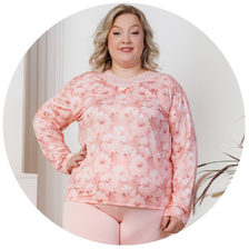 descritivo pijama longo plus size feminino microfibra sofisticado detalhe renda 2