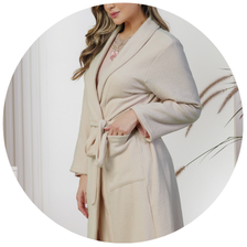 descritivo roupao plush boucle inverno quentinho nude 3